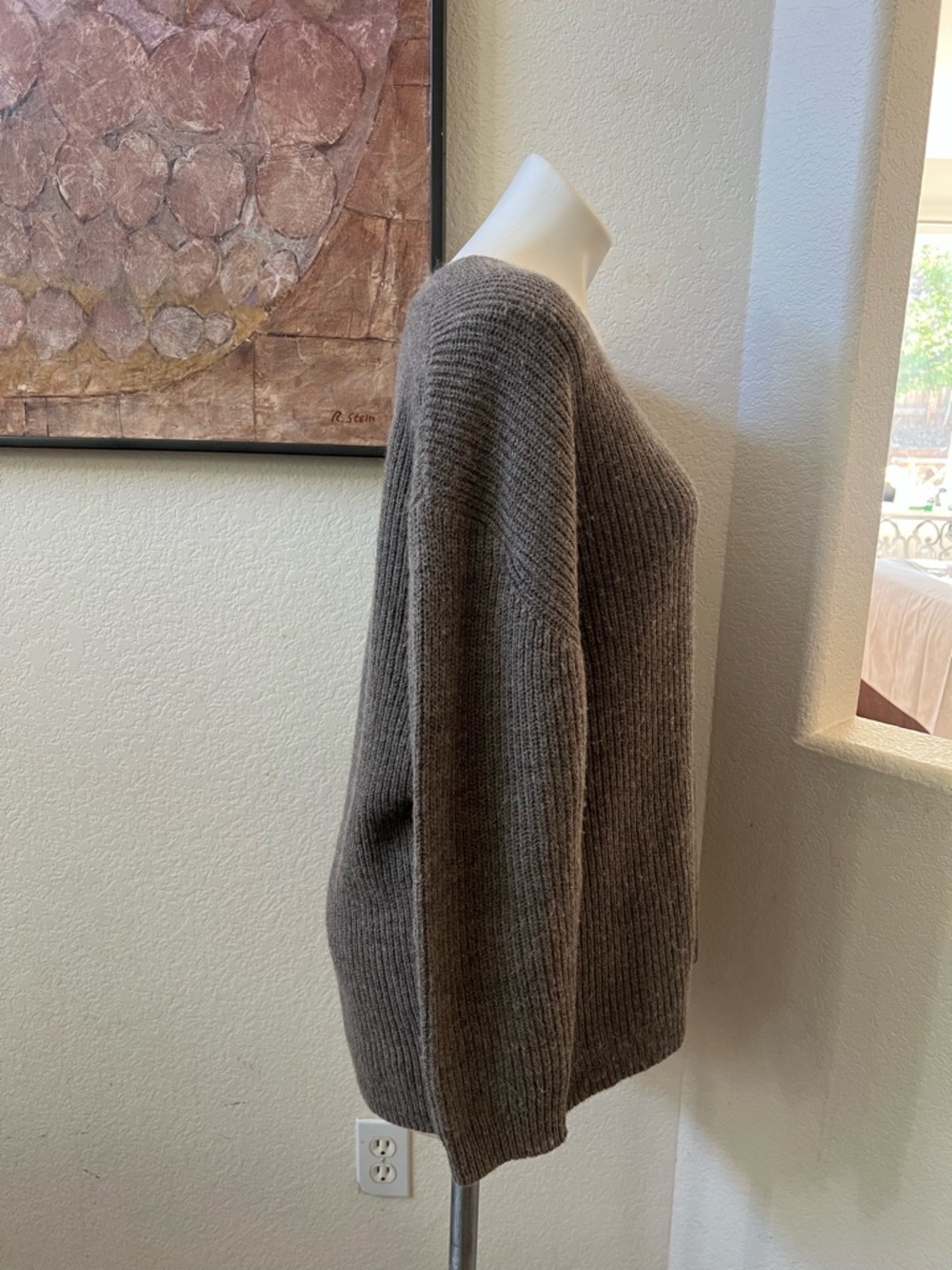 Jenni Kayne Women’s V-Neck Ribbed Sweater in Light Taupe - Picture 4 of 12
